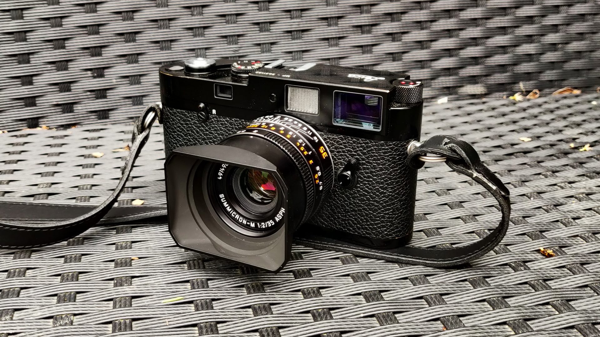 Лучшие камеры Leica в 2026 году: от классических дальномеров до беззеркальных систем картинка Лучшие камеры Leica в 2026 году: гид по выбору | DGL.RU