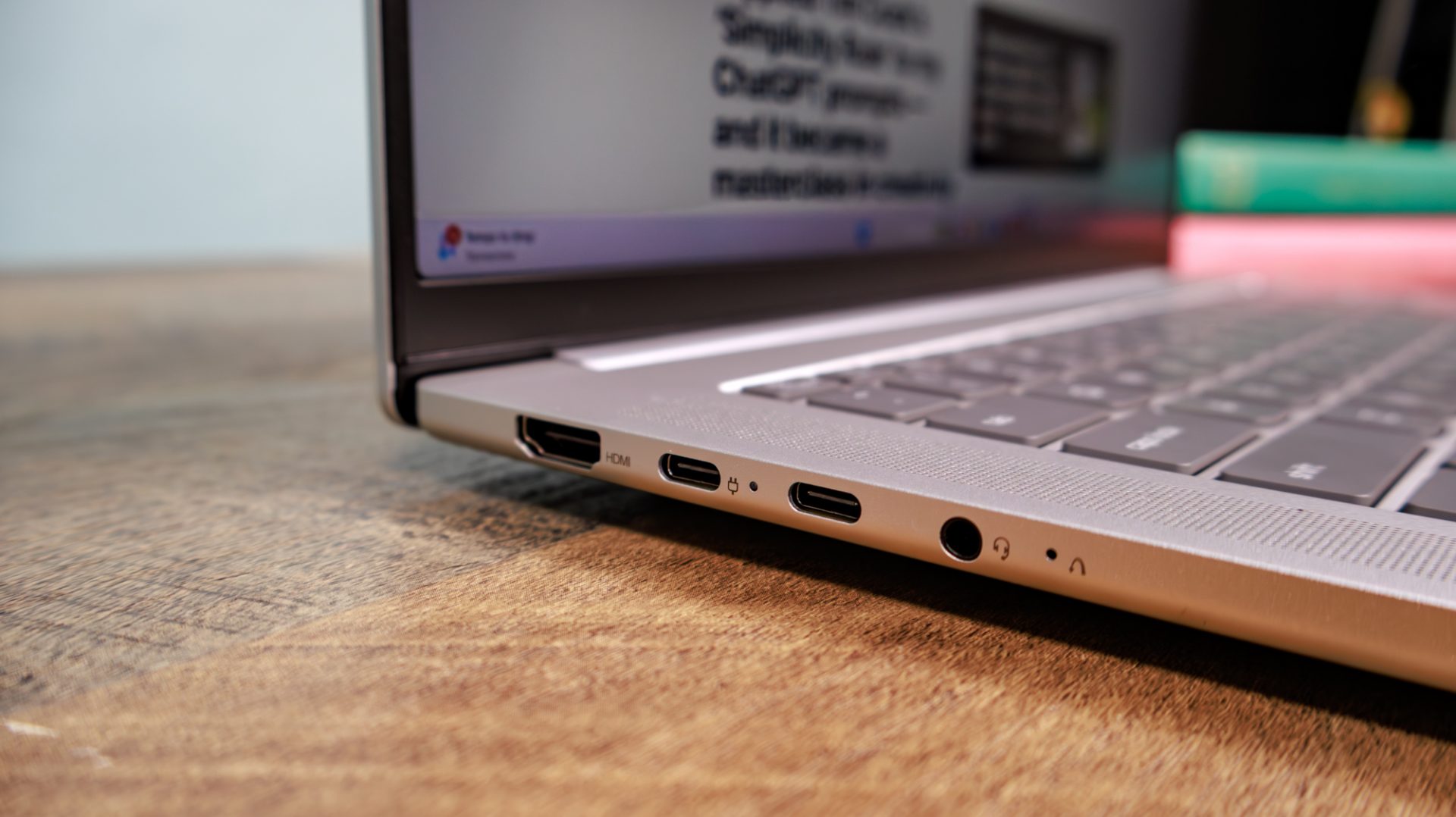 Обзор Lenovo IdeaPad Slim 5x Gen 11 — моя новая любимая рабочая лошадка картинка Ноутбук Lenovo IdeaPad Slim 5x: честный тест | DGL.RU