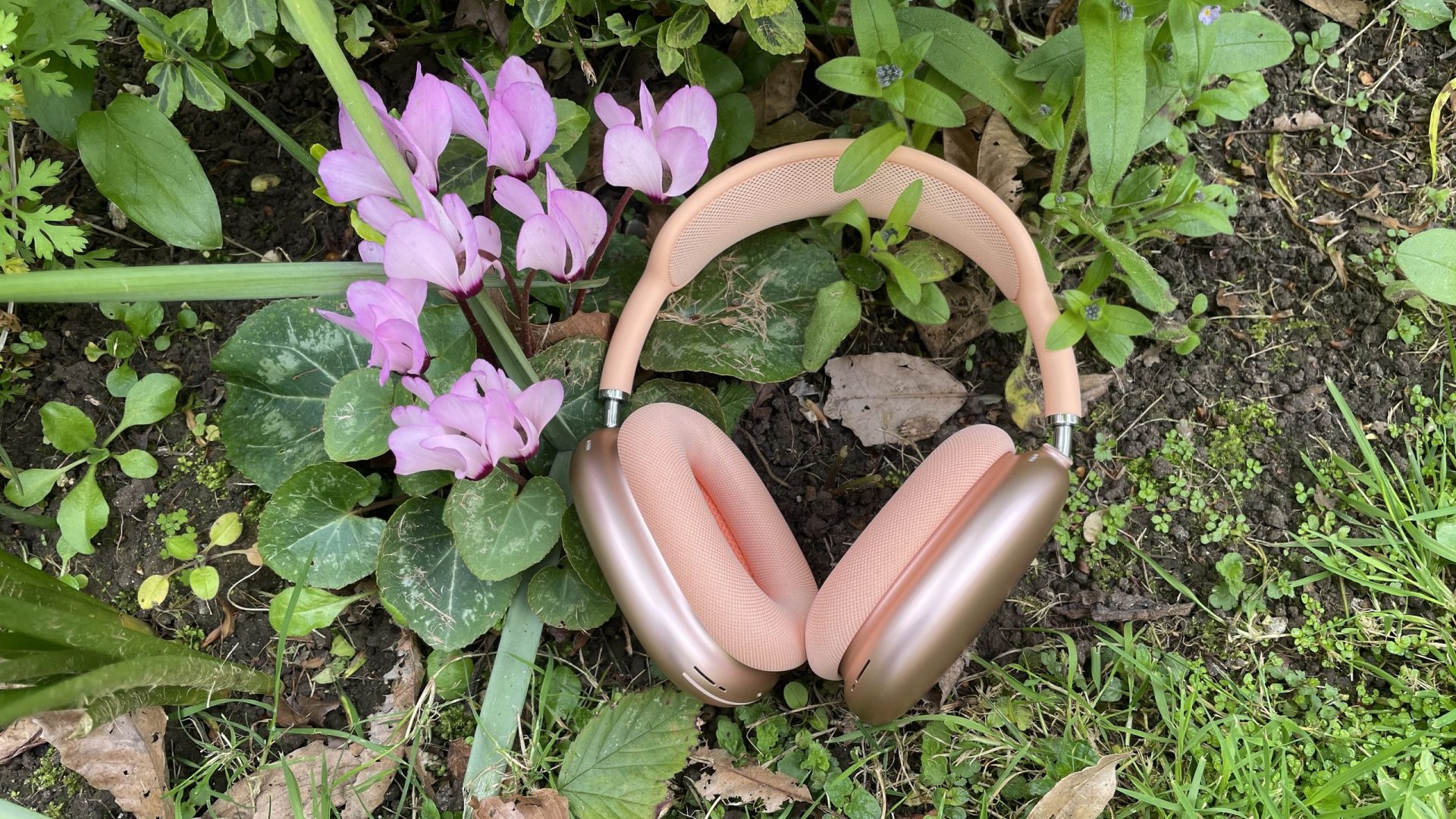 Обзор беспроводных наушников Apple AirPods Max 2