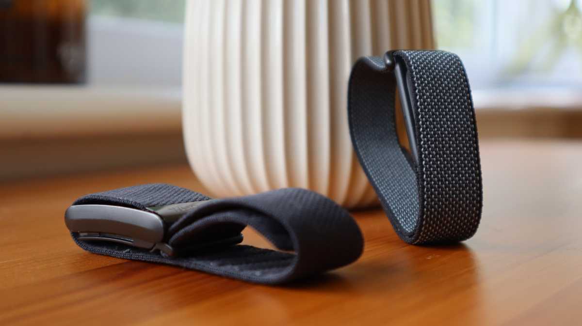 Обзор Google Fitbit Air: лучший фитнес-трекер без экрана картинка Обзор Google Fitbit Air: фитнес-трекер | DGL.RU