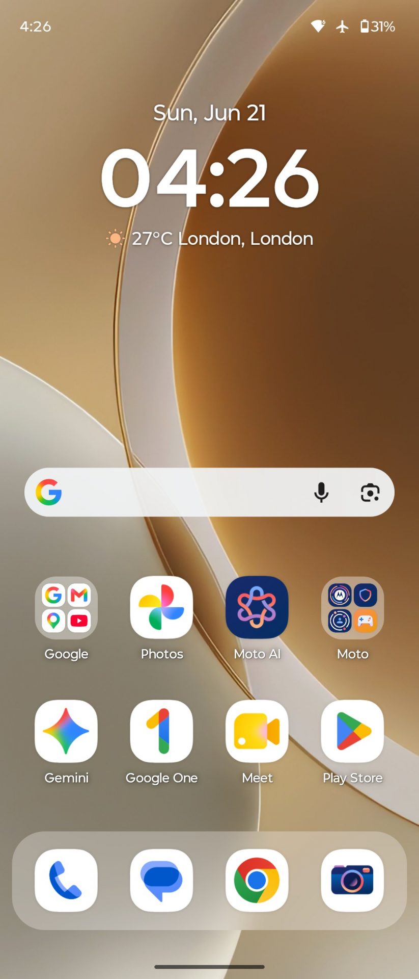 Обзор Motorola Razr Fold: характеристики и распаковка картинка Обзор и распаковка книжки Motorola Razr Fold | DGL.RU