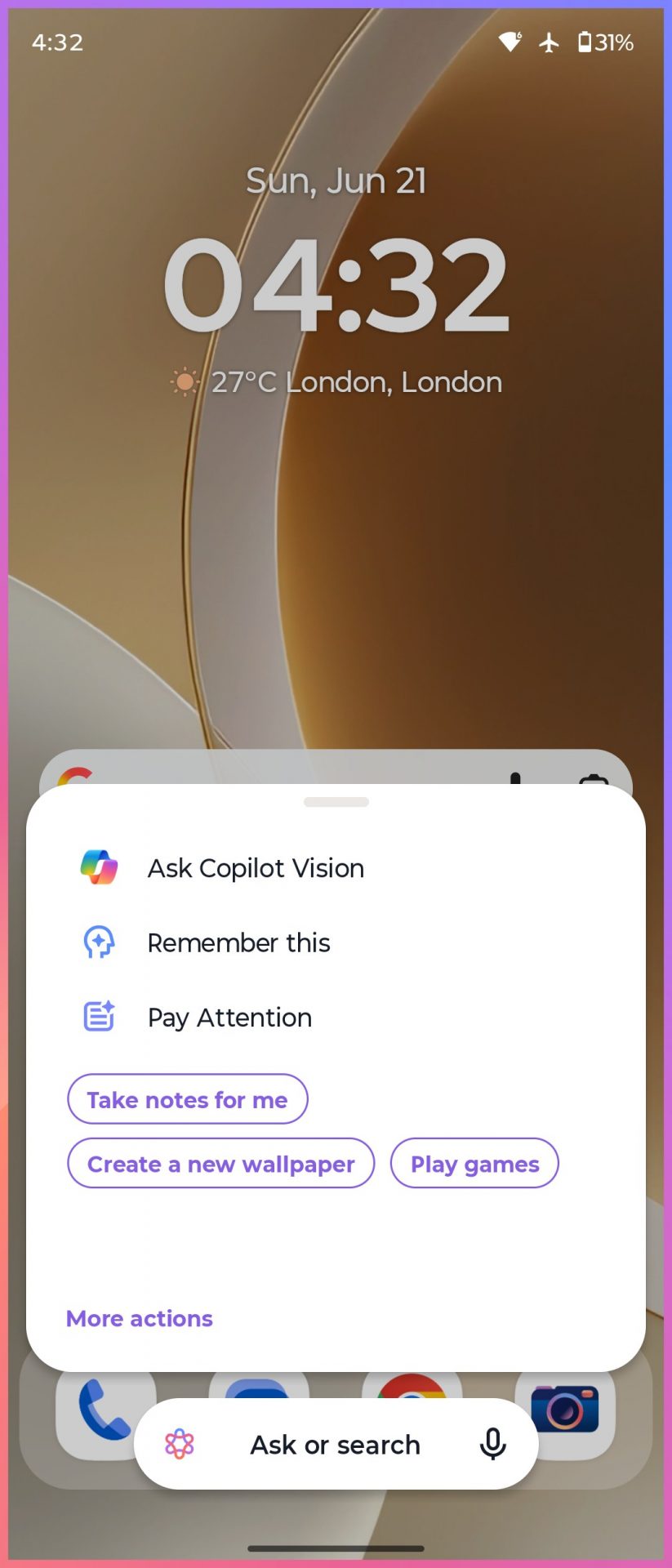 Обзор Motorola Razr Fold: характеристики и распаковка картинка Обзор и распаковка книжки Motorola Razr Fold | DGL.RU