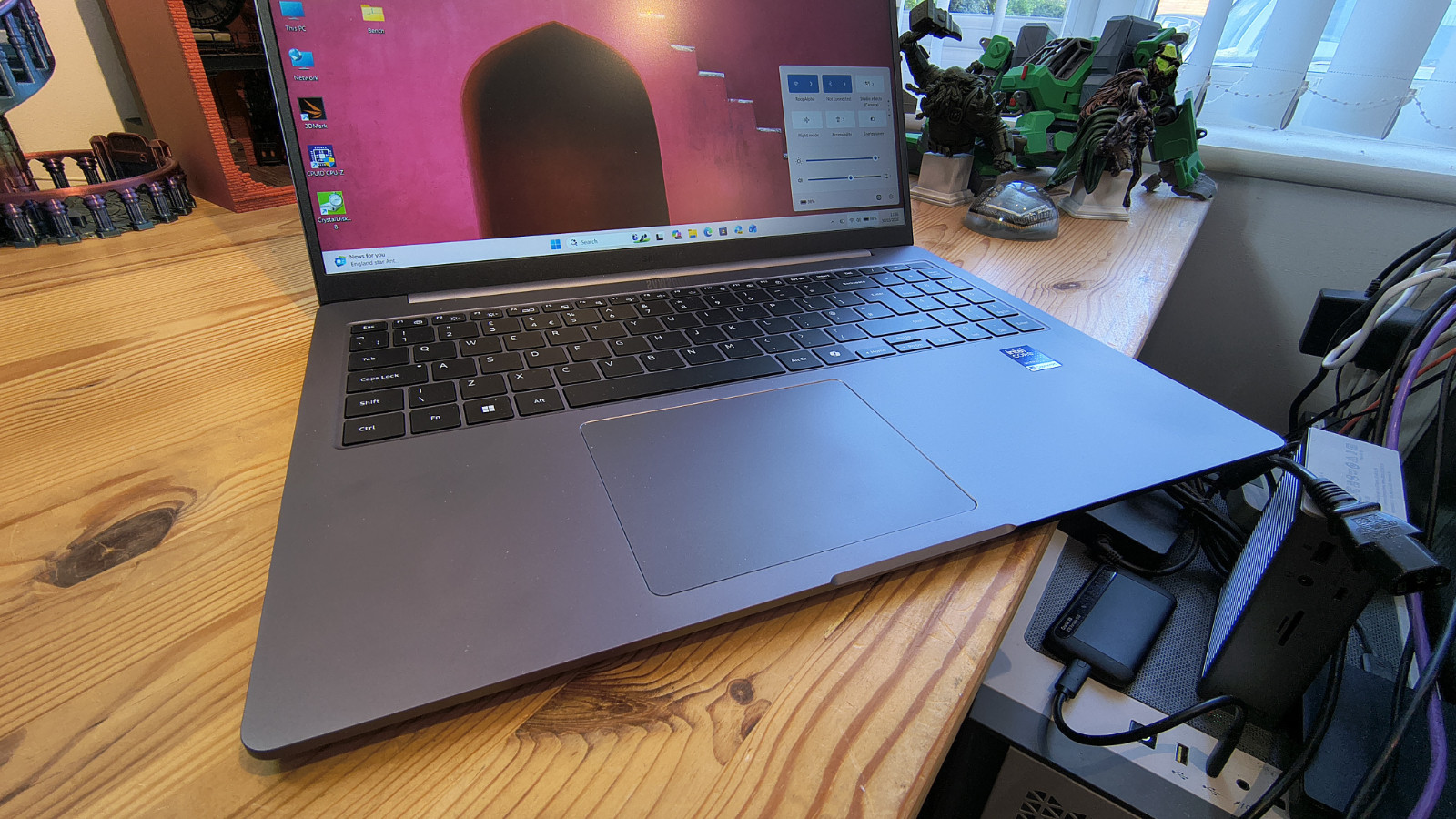 Обзор бизнес-ноутбука Samsung Galaxy Book6 Enterprise Edition картинка Нужен ли ноутбук Samsung Galaxy Book6 EE? | DGL.RU