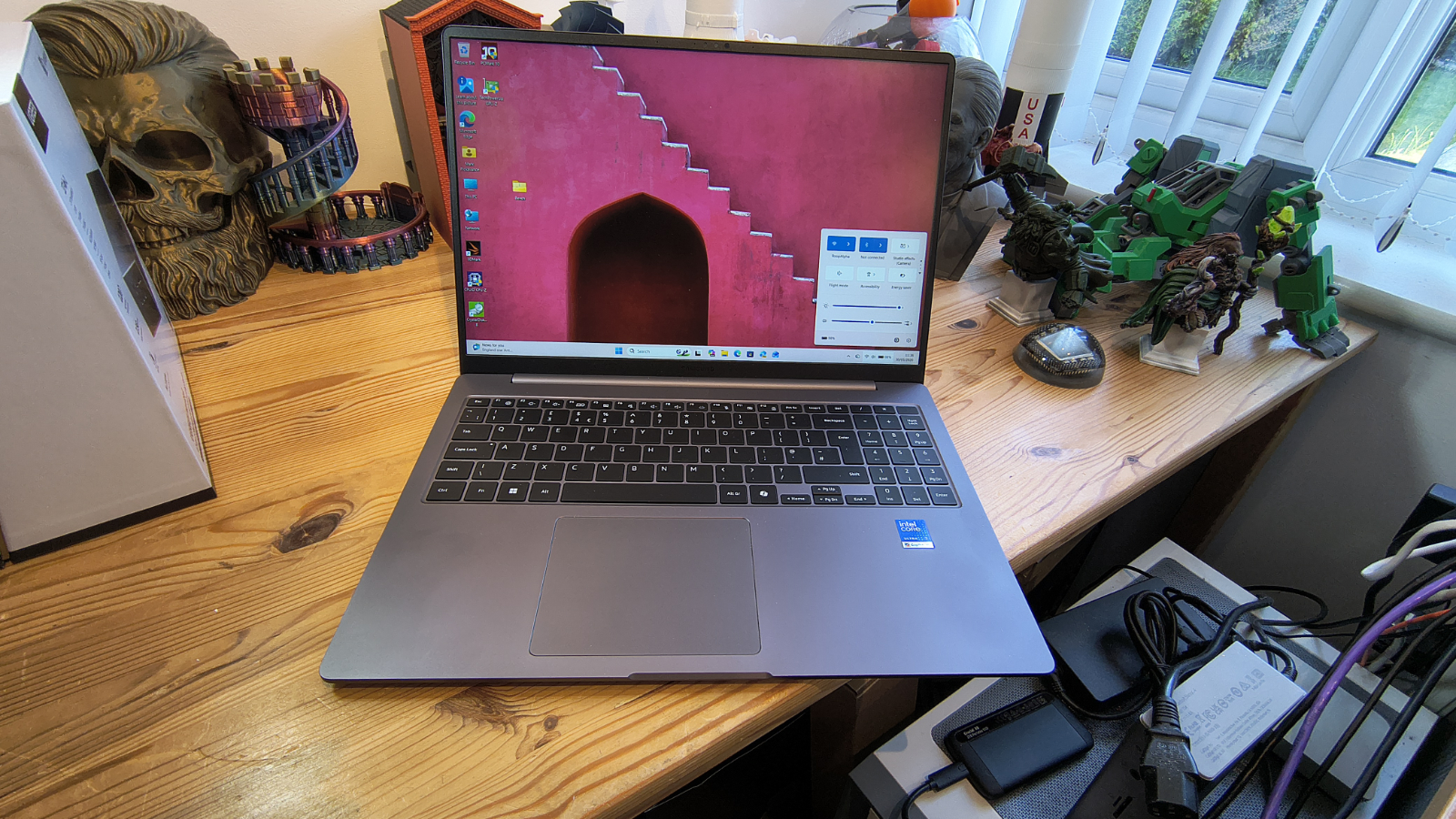 Обзор бизнес-ноутбука Samsung Galaxy Book6 Enterprise Edition картинка Нужен ли ноутбук Samsung Galaxy Book6 EE? | DGL.RU