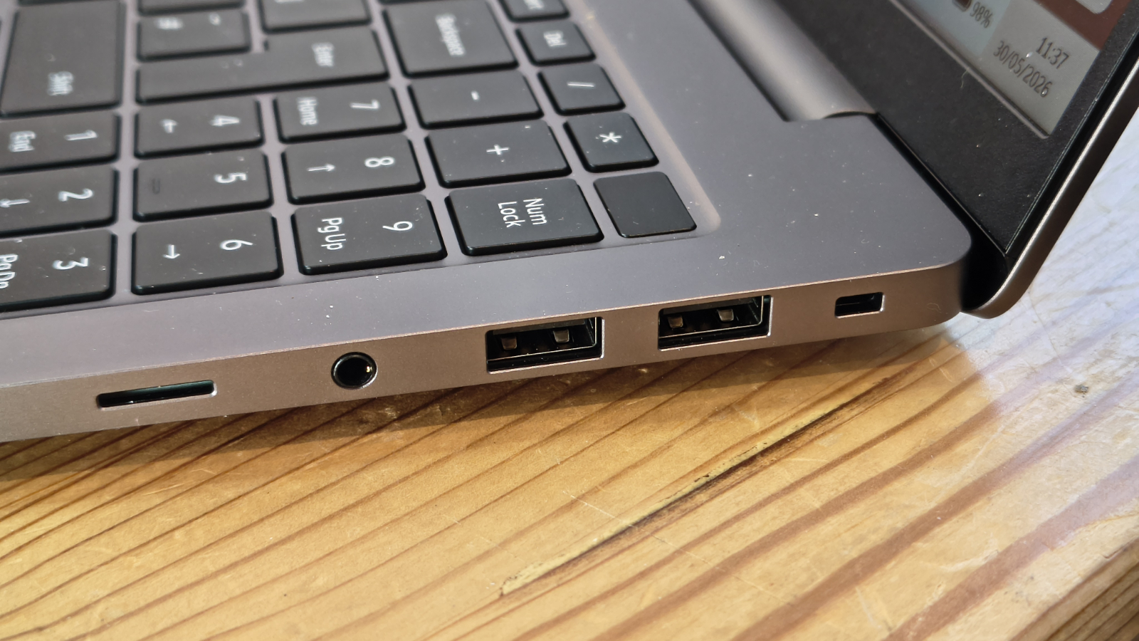 Обзор бизнес-ноутбука Samsung Galaxy Book6 Enterprise Edition картинка Нужен ли ноутбук Samsung Galaxy Book6 EE? | DGL.RU