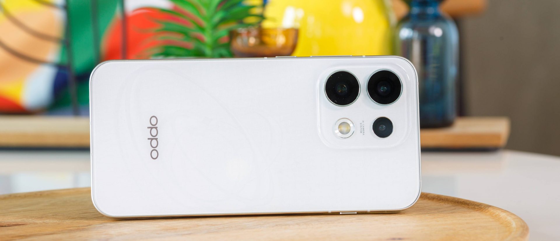 Обзор смартфона Oppo Reno16 Pro: знакомство и распаковка