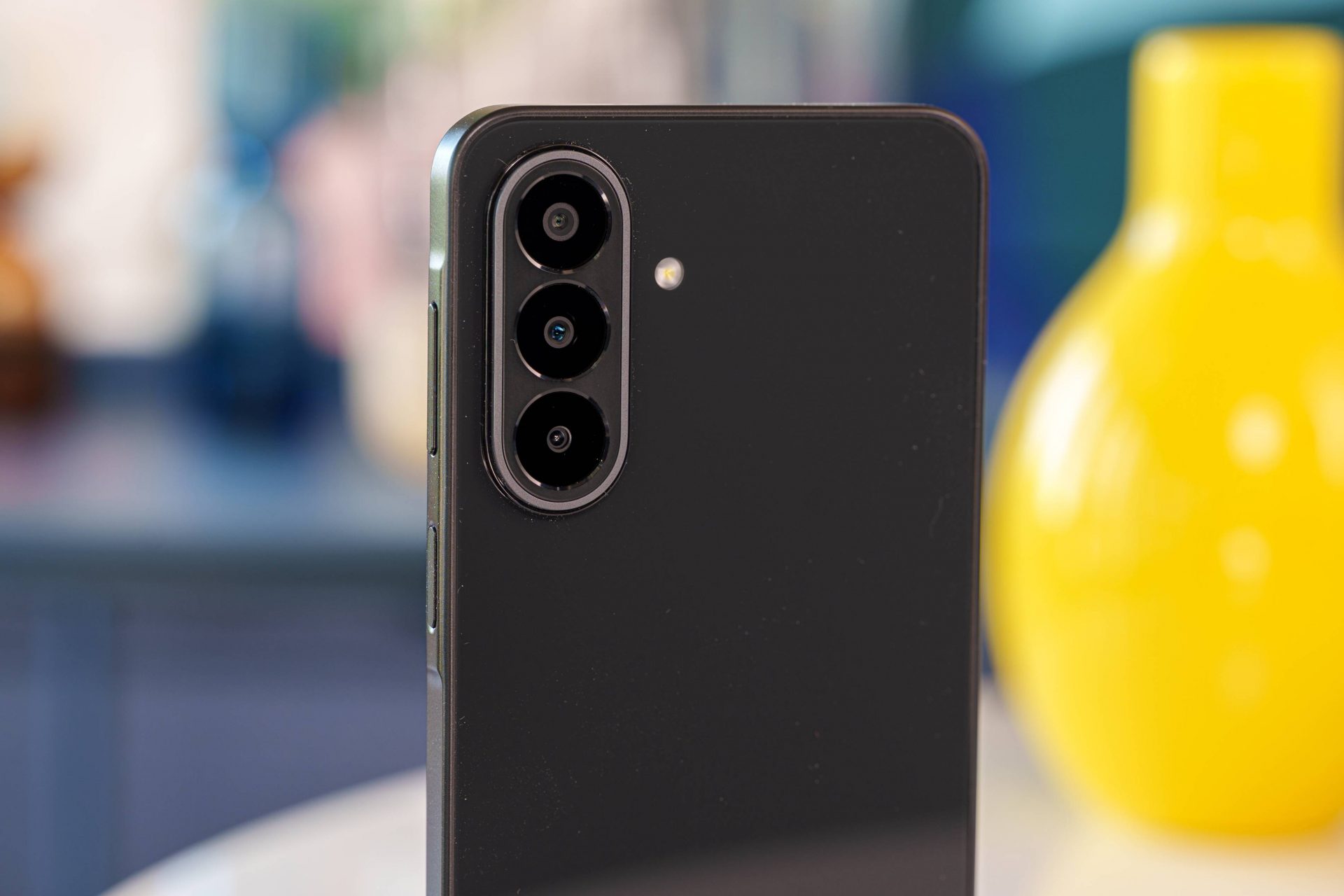 Samsung Galaxy A27 5G получил процессор Snapdragon и более слабую влагозащиту картинка Samsung Galaxy A27 5G: характеристики и цены | DGL.RU