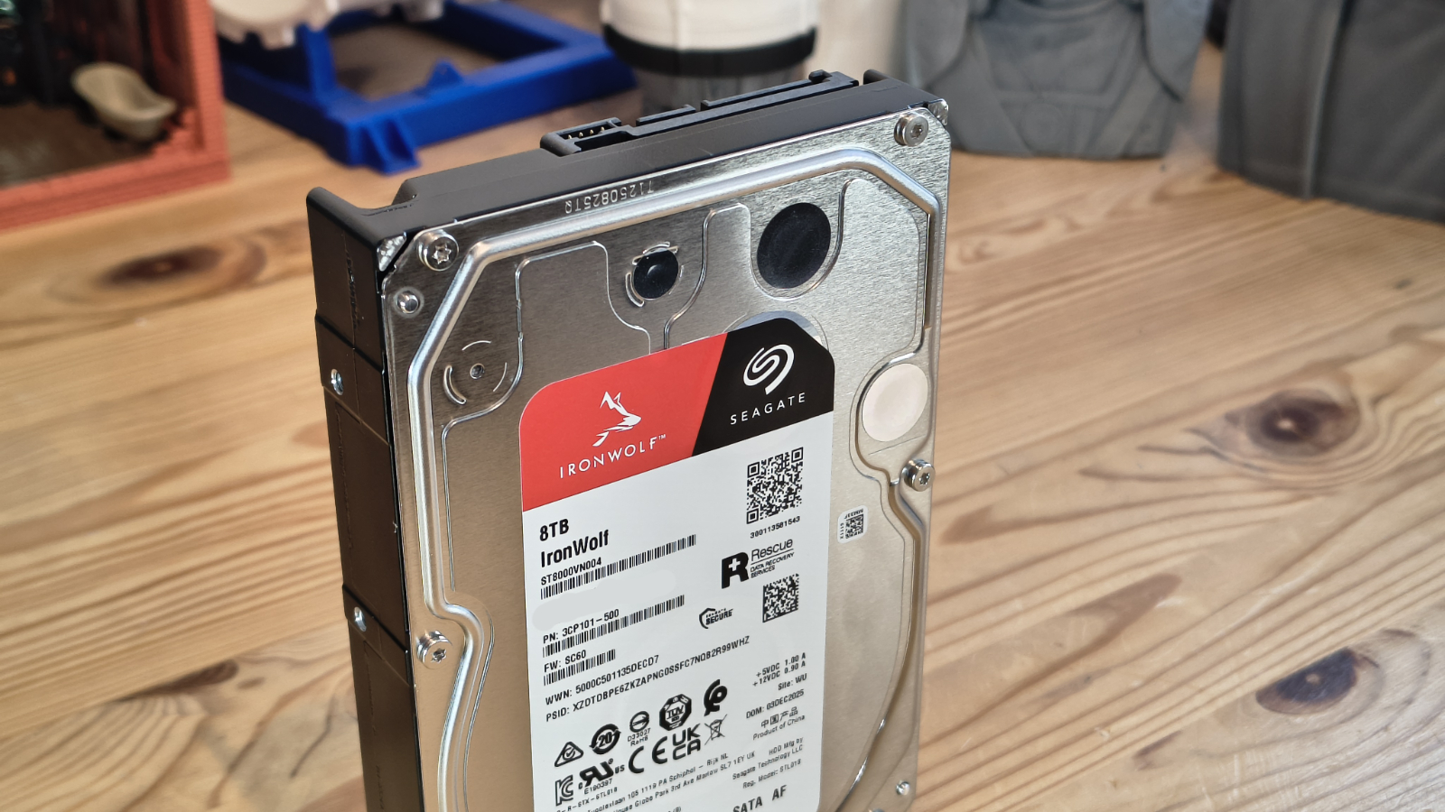Обзор Seagate IronWolf 8TB - внутренний накопитель для NAS-серверов картинка Seagate IronWolf 8TB для NAS: обзор диска | DGL.RU