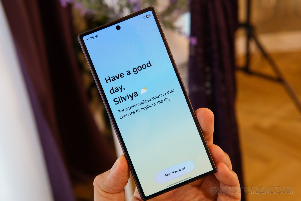 Обзор Samsung Galaxy Z Fold8, Z Fold8 Ultra, Z Flip8: первые впечатления картинка Смартфон Samsung Galaxy Z Fold8 Ultra: что нового | DGL.RU