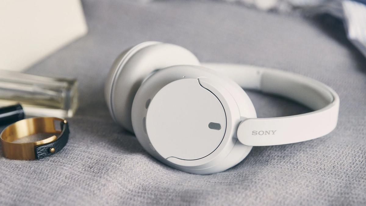 Sony готовит к выпуску новые беспроводные наушники WH-CH730N и WH-CH530