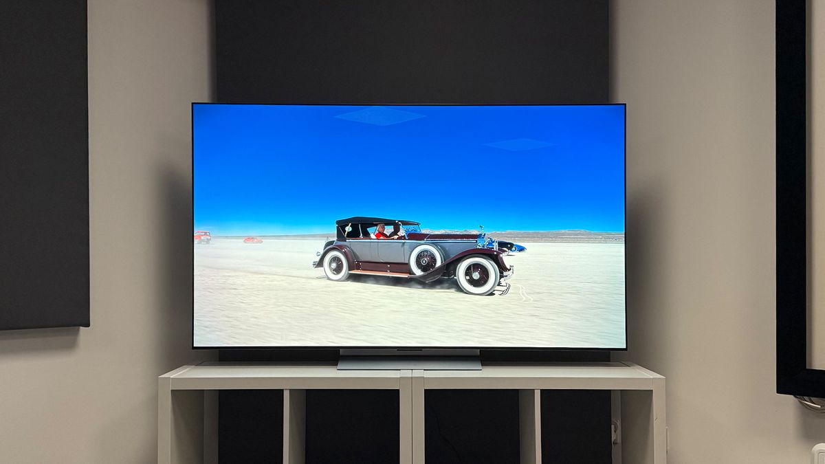 Лучшие OLED-телевизоры 2026 года: 5 моделей для настоящих киноманов картинка Телевизор Sony Bravia 8 II и выбор 2026 | DGL.RU