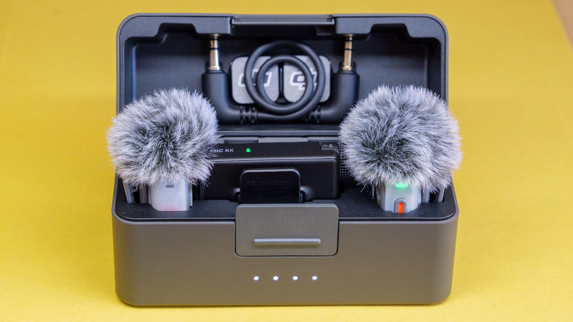Обзор DJI Mic Mini 2S - "изюминка" в линейке беспроводных микрофонов картинка Обзор DJI Mic Mini 2S - "изюминка" в линейке беспроводных микрофонов