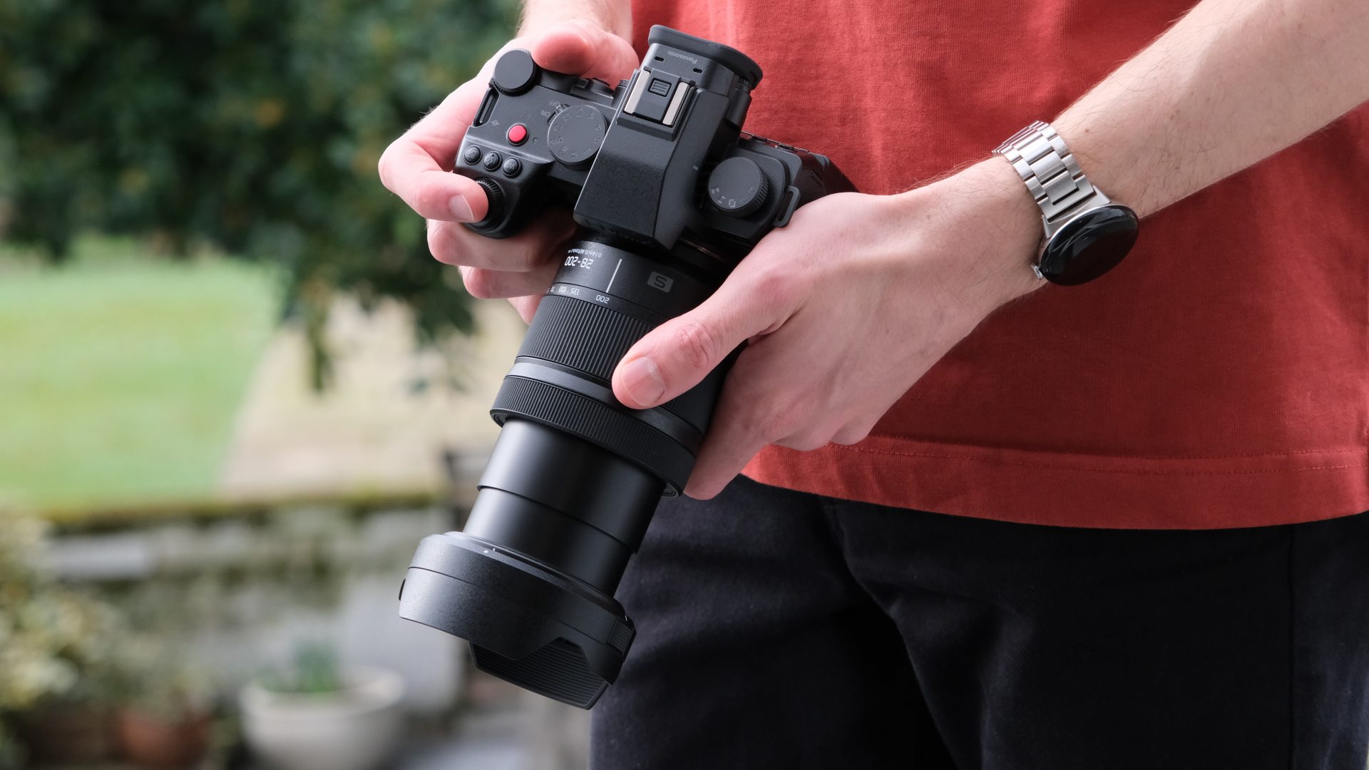 Лучшие объективы для камер Panasonic Lumix S5, S5 II и S5 IIx в 2026 году картинка Лучший объектив для камер Panasonic Lumix S5, S5 II и S5 IIx в 2026 году