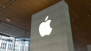 Apple отложила презентацию наушников AirPods с камерами до 2027 года