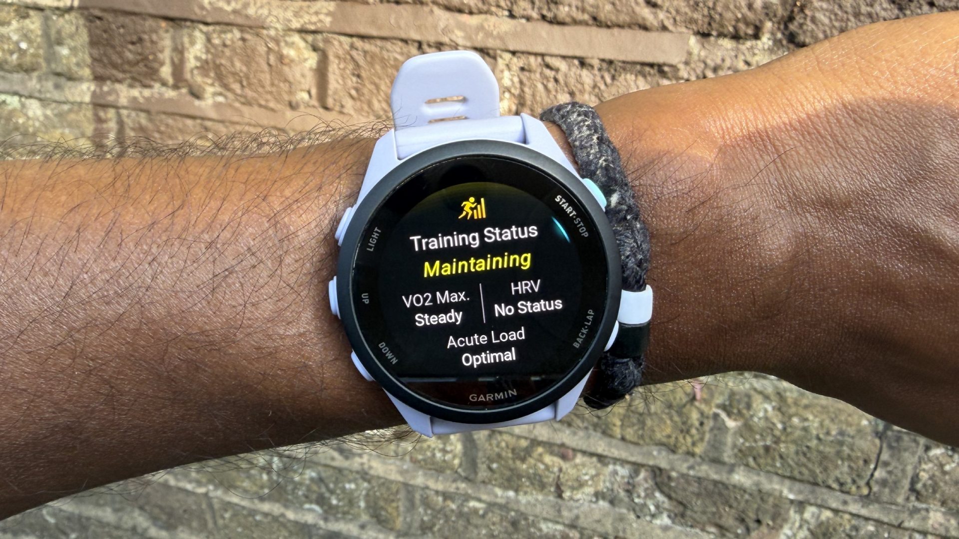 Обзор Garmin Forerunner 70: долгожданный преемник Forerunner 55 перерос базовый уровень картинка Часы Garmin Forerunner 70: обзор новой модели | DGL.RU