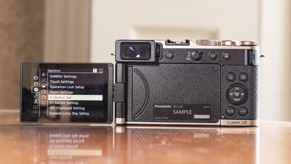 Обзор Panasonic Lumix L10 - три недели с самой красивой камерой Panasonic картинка Камера Panasonic Lumix L10: обзор новинки | DGL.RU
