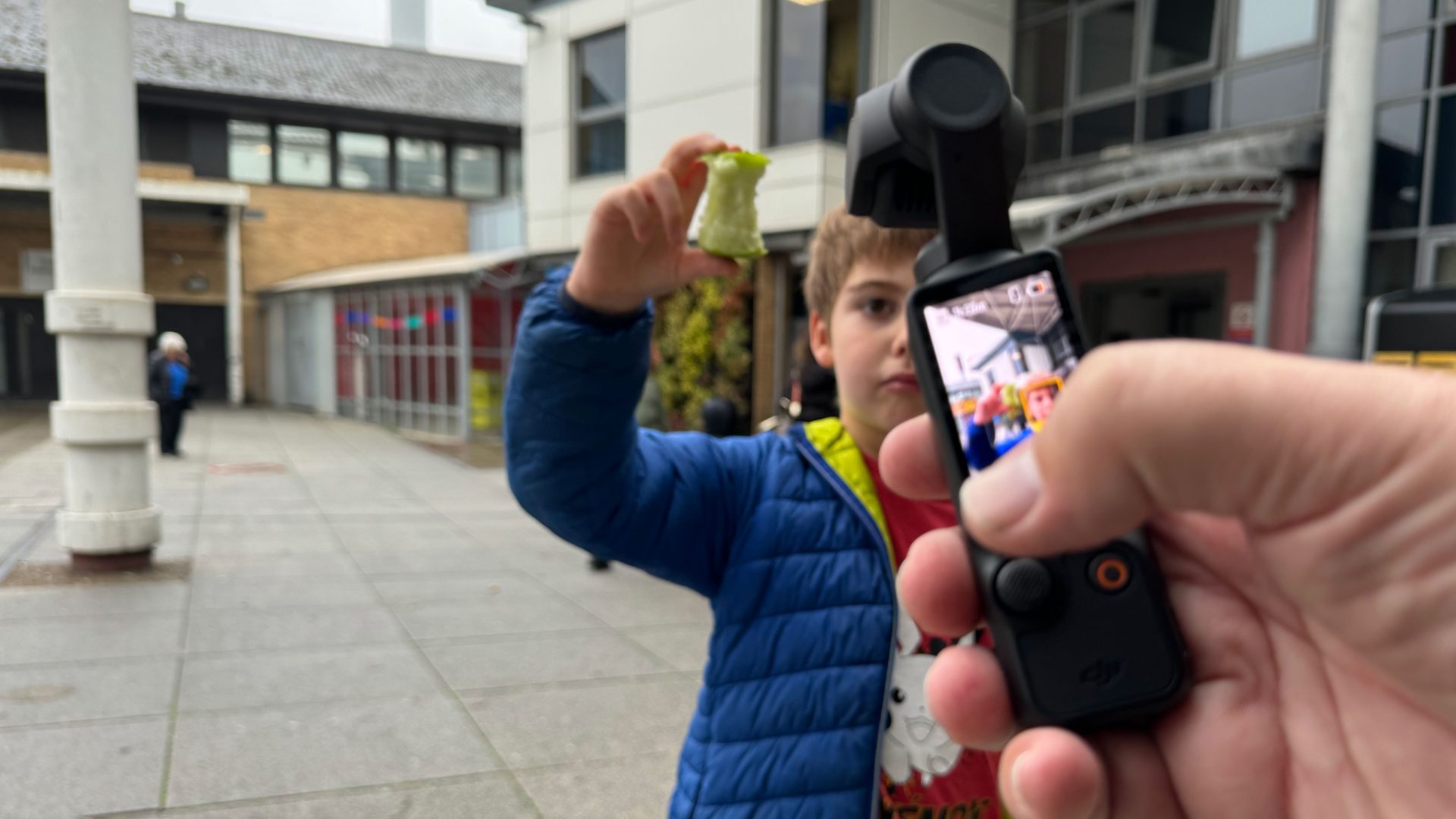 Лучшие камеры для YouTube в 2026 году: наши любимые инструменты для создания контента картинка Камеры для YouTube: выбор моделей в 2026 году | DGL.RU