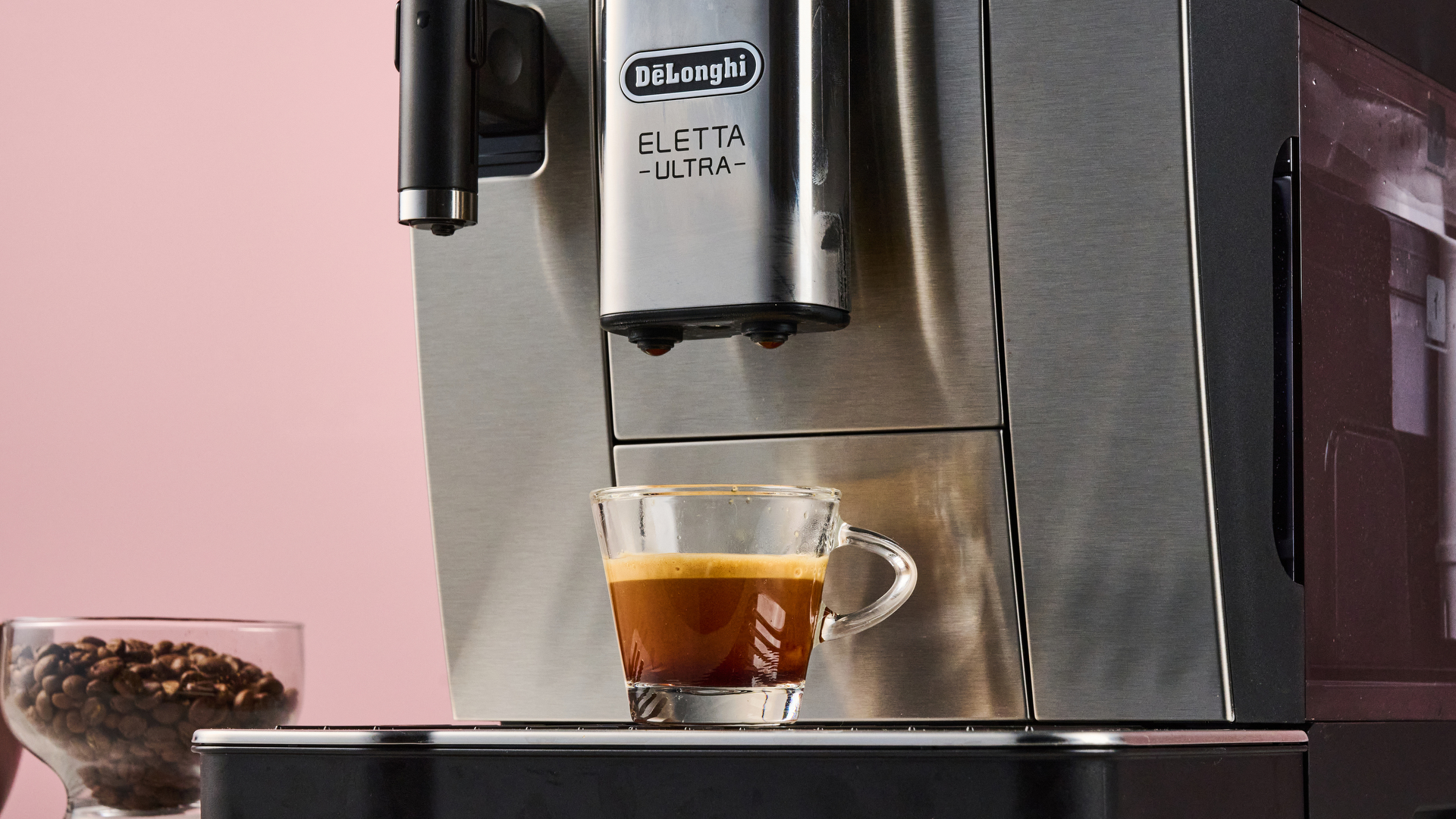 Обзор De'Longhi Eletta Ultra - идеальный рецепт за пару секунд, но где же тот самый вкус? картинка Кофемашина De'Longhi Eletta Ultra: обзор | DGL.RU