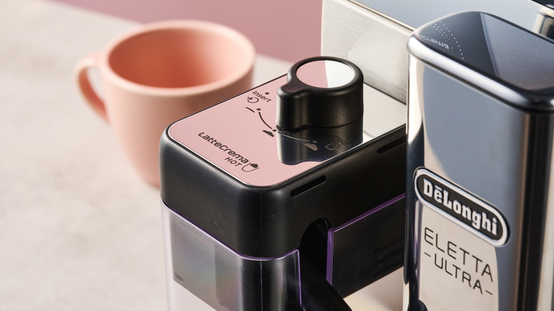 Обзор De'Longhi Eletta Ultra - идеальный рецепт за пару секунд, но где же тот самый вкус? картинка Кофемашина De'Longhi Eletta Ultra: обзор | DGL.RU