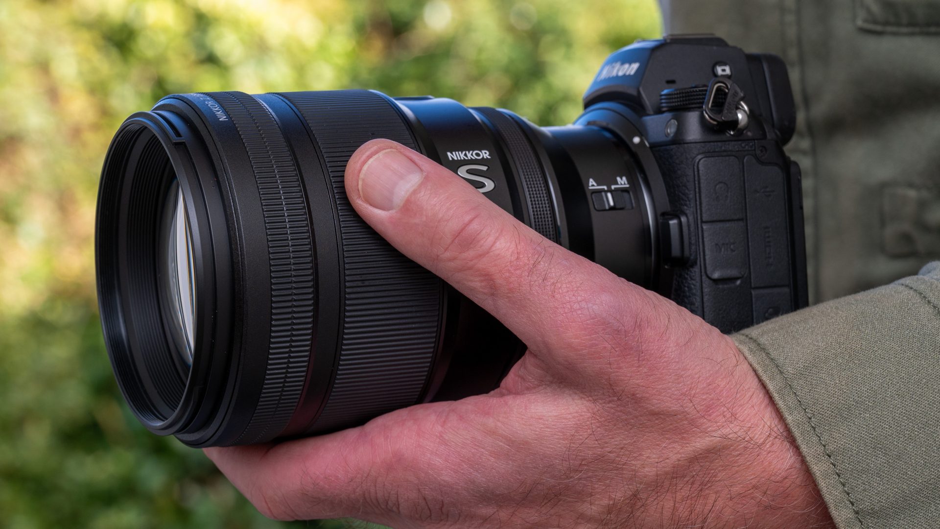 Лучшие портретные объективы Nikon 2026 года | DGL.RU