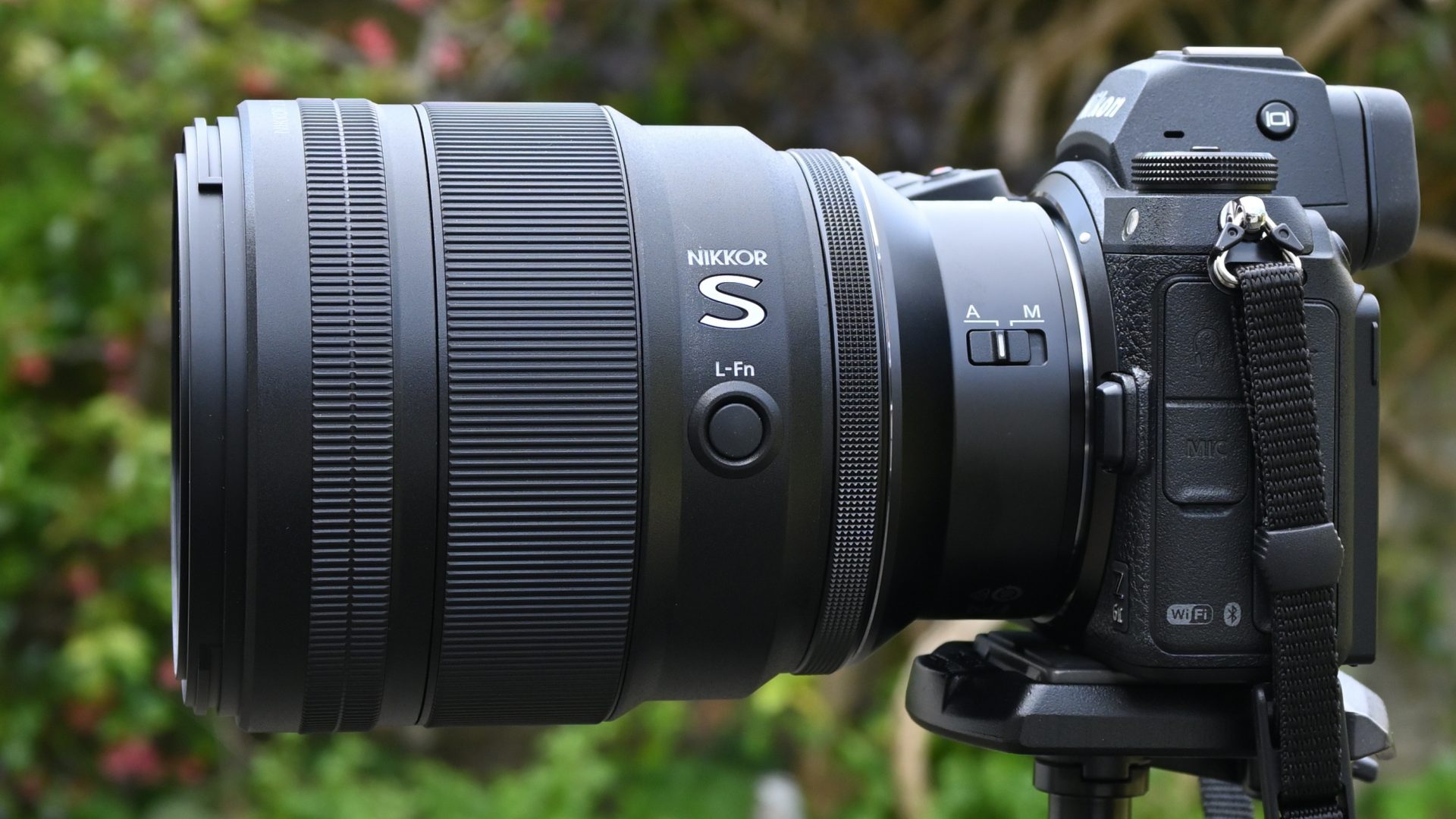 Лучшие портретные объективы Nikon 2026 года | DGL.RU