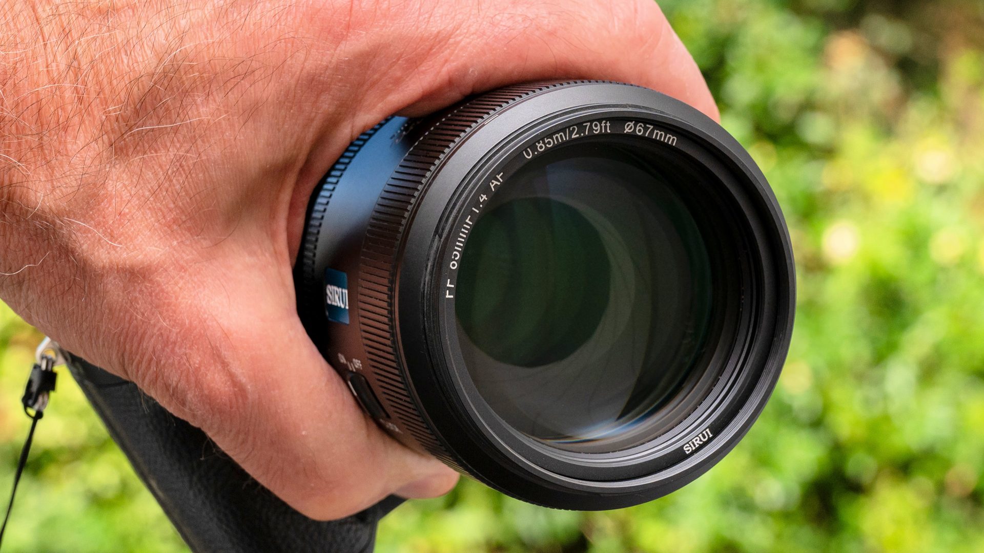 Объектив Sirui Aurora 85mm f/1.4: тест и выводы | DGL.RU