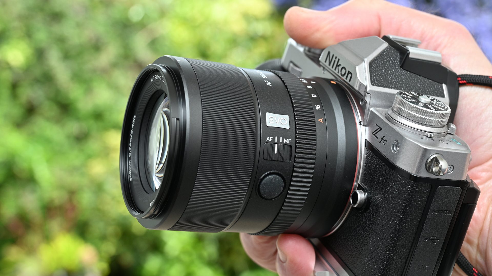 Лучшие объективы для Nikon Z50 II и Z50 в 2026 году: раскройте весь потенциал вашей камеры картинка Объективы для Nikon Z50: модели 2026 года | DGL.RU