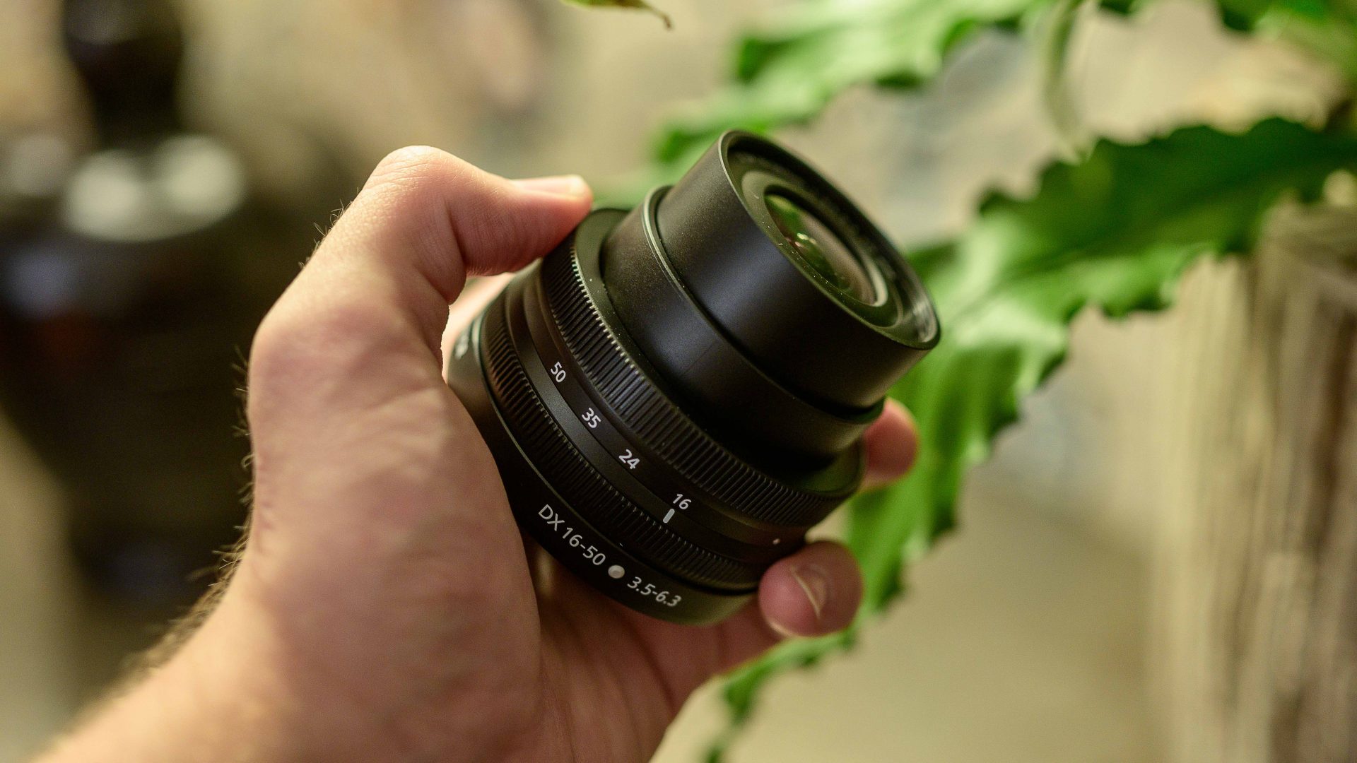 Лучшие объективы для Nikon Z FC в 2026 году: мой выбор картинка Объективы Nikon Z fc: что купить для фото в 2026 | DGL.RU