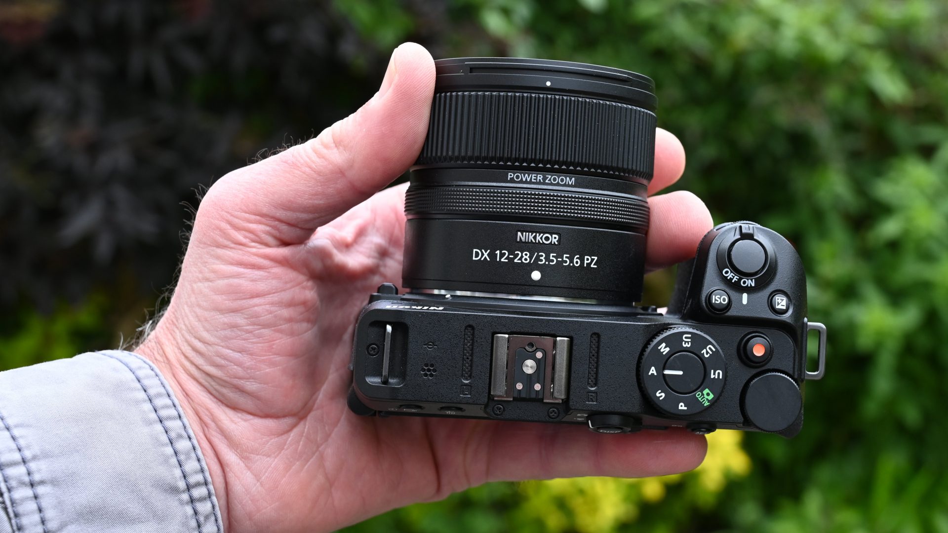 Лучшие объективы для Nikon Z FC в 2026 году: мой выбор картинка Объективы Nikon Z fc: что купить для фото в 2026 | DGL.RU