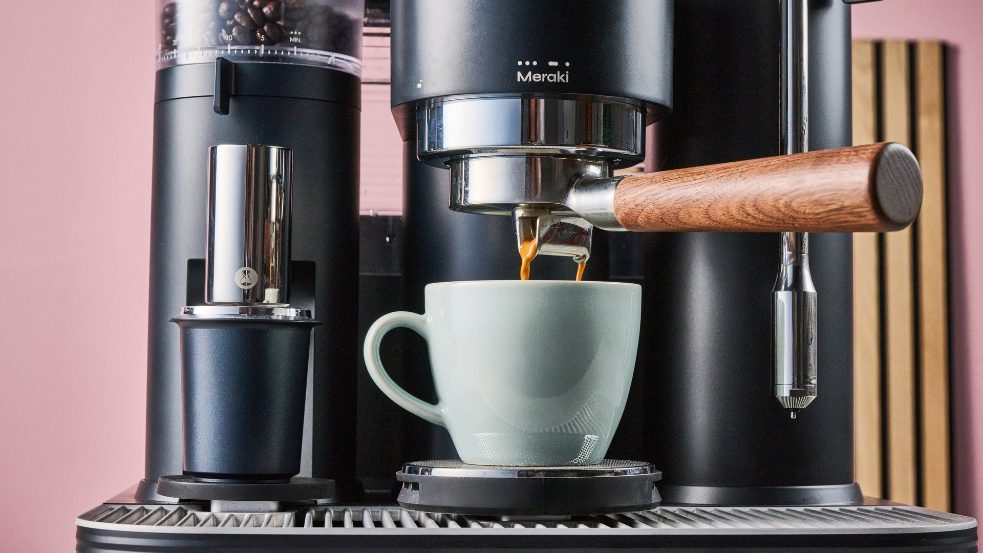 Обзор рожковой кофемашины Meraki Espresso Gen 2 картинка Обзор кофемашины Meraki Espresso Gen 2 | DGL.RU