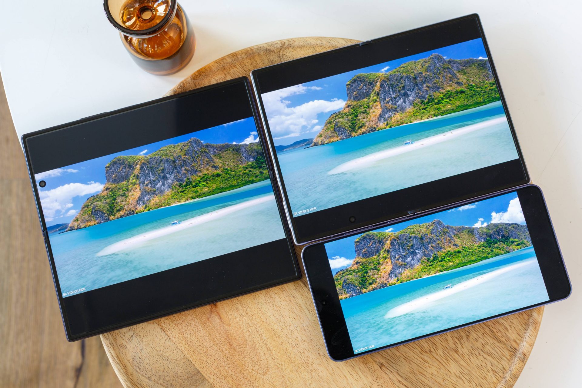 Обзор Samsung Galaxy Z Fold8: тонкий складной флагман нового формата картинка Обзор Samsung Galaxy Z Fold8: тонкий флагман | DGL.RU