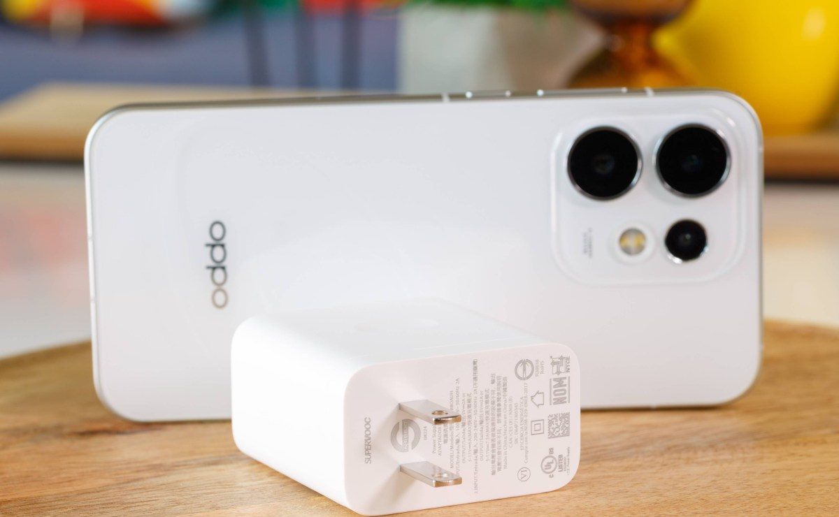 Обзор смартфона Oppo Reno16: технические характеристики, автономность и результаты тестов картинка Смартфон Oppo Reno16: полный обзор и тесты | DGL.RU