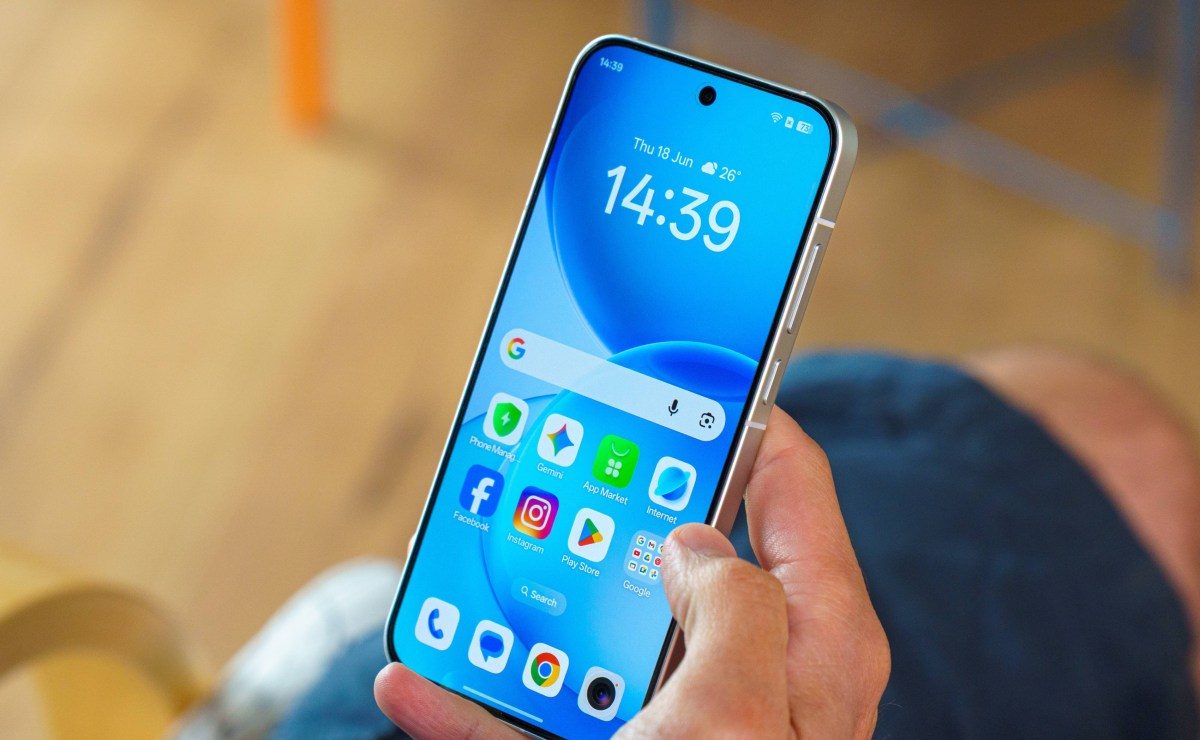 Обзор смартфона Oppo Reno16: технические характеристики, автономность и результаты тестов картинка Смартфон Oppo Reno16: полный обзор и тесты | DGL.RU