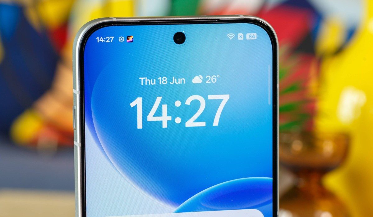 Обзор смартфона Oppo Reno16: технические характеристики, автономность и результаты тестов картинка Смартфон Oppo Reno16: полный обзор и тесты | DGL.RU