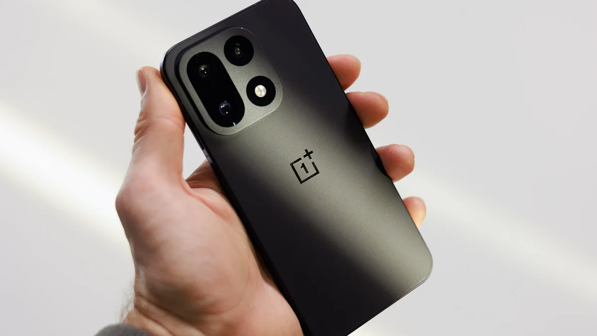 OnePlus 16 может стать прототипом самого впечатляющего обновления дизайна iPhone 20