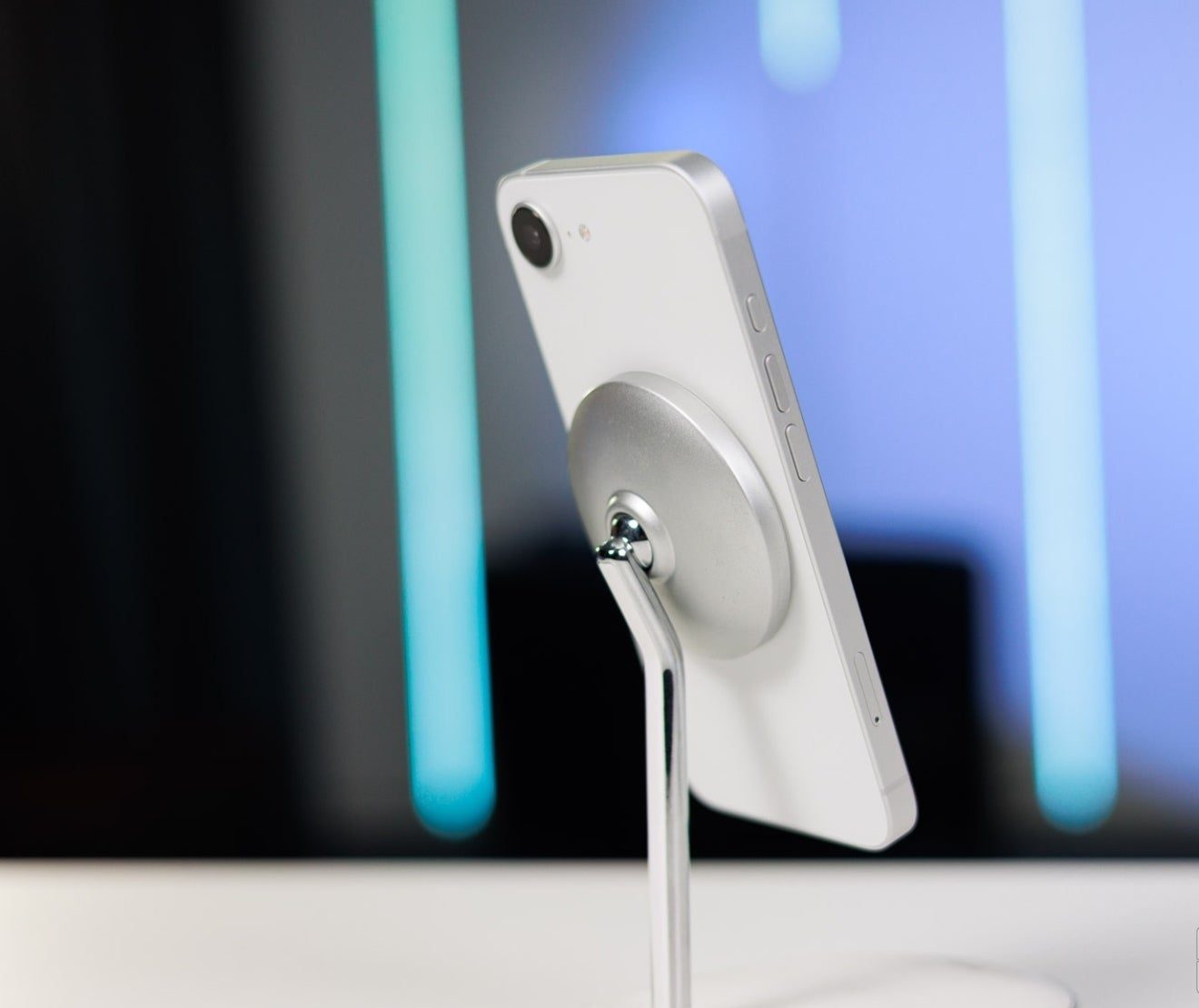 Отмена курьерской настройки и экономика подписки Apple Upgrade Program картинка Сервис лизинга Apple Upgrade: условия программы | DGL.RU