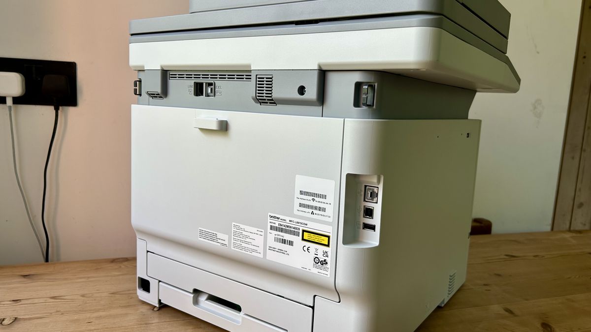 Обзор цветного лазерного принтера Brother MFC-L8970CDW картинка Принтер Brother MFC-L8970CDW для офиса | DGL.RU