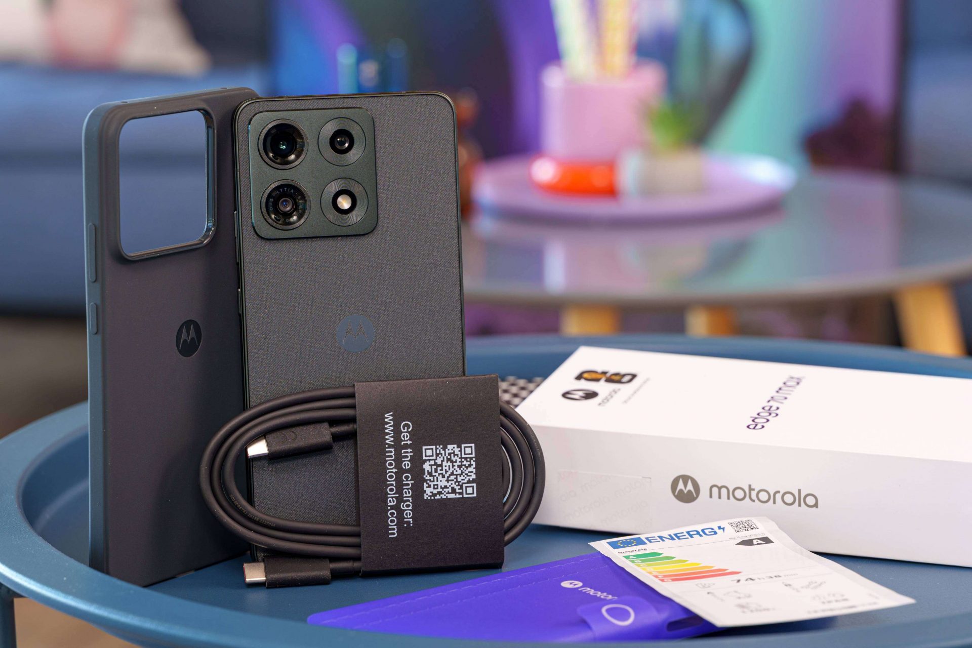 Распаковка и характеристики смартфона Motorola Edge 70 Max картинка Характеристики и комплект Motorola Edge 70 Max | DGL.RU