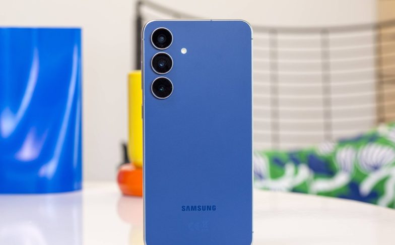Утечка полных спецификаций Samsung Galaxy S26 FE: вот что изменится, а что останется прежним картинка Утечка полных спецификаций Samsung Galaxy S26 FE: вот что изменится, а что останется прежним