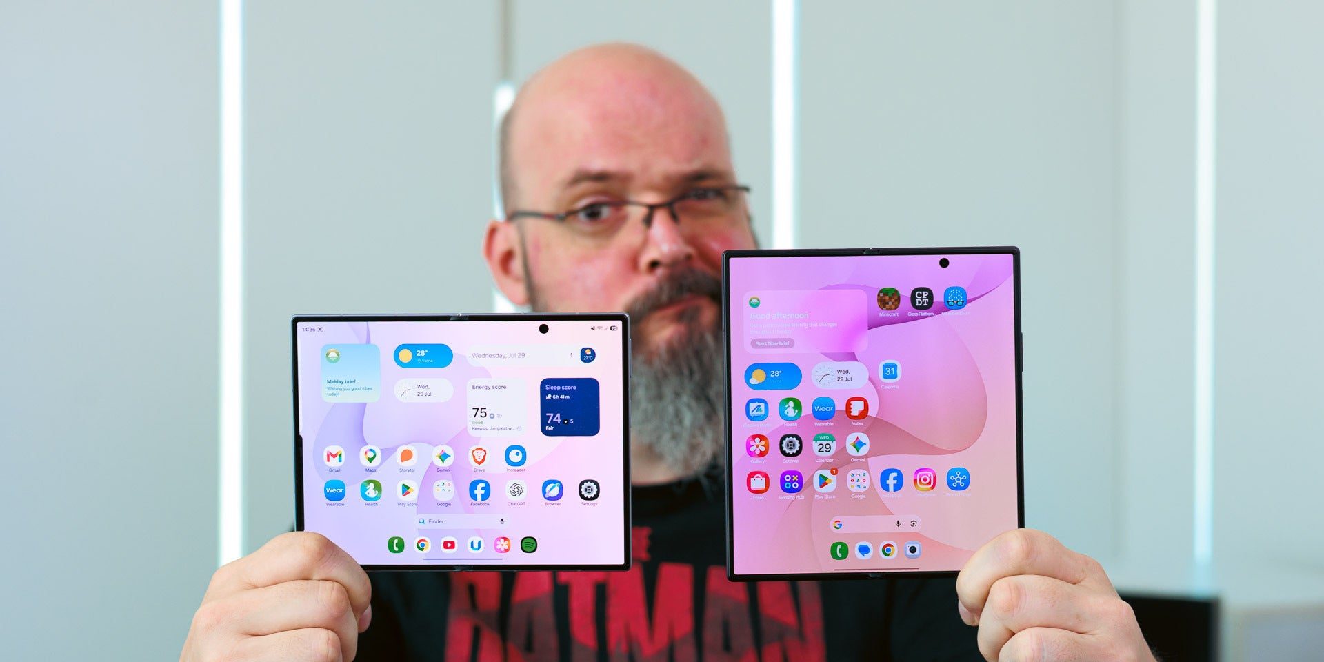 Samsung разрабатывает новые модели складных смартфонов серии Galaxy Z картинка Samsung разрабатывает новые смартфоны Galaxy Z | DGL.RU