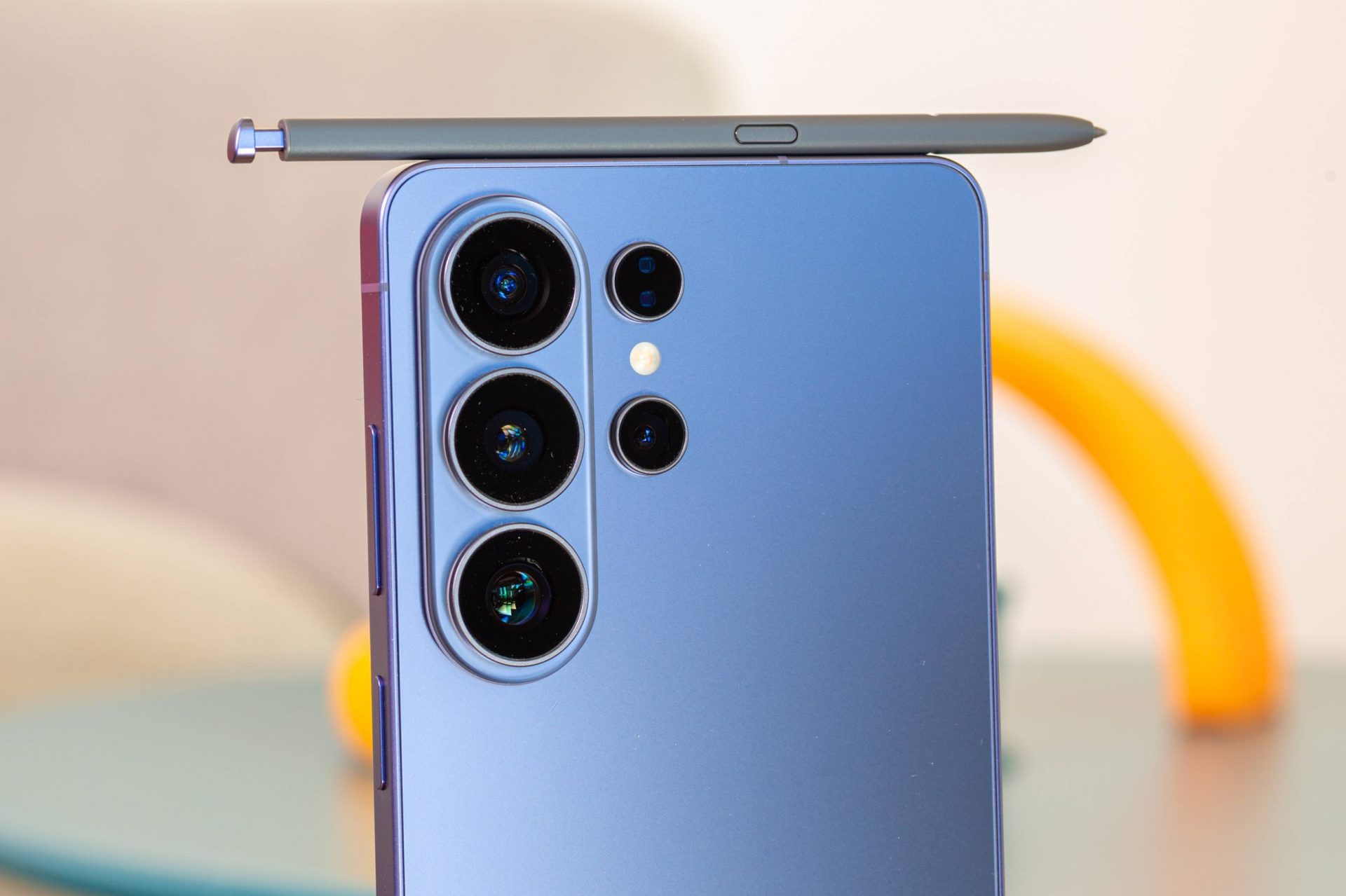 Samsung выпустила пятое бета-обновление One UI 9 для смартфонов серии Galaxy S26