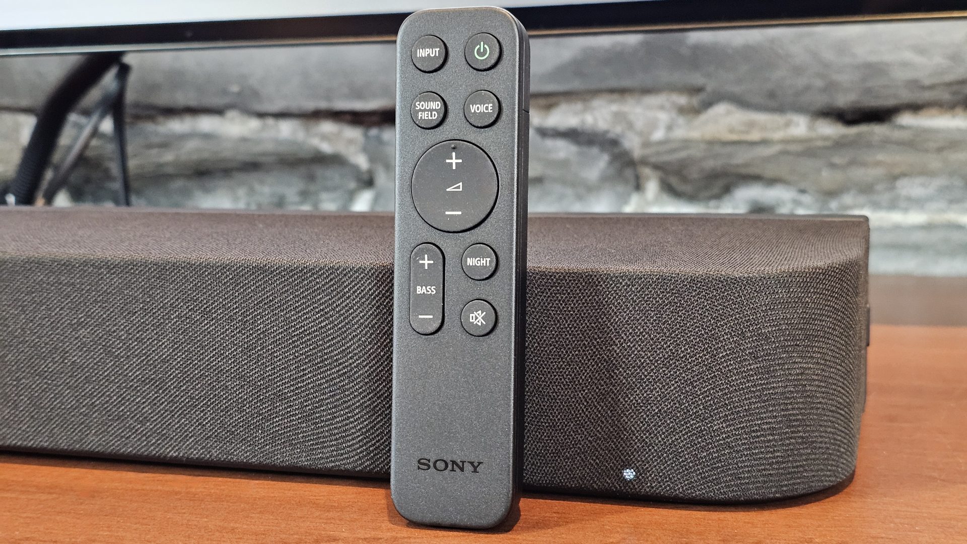Обзор Sony Bravia Theater Bar 7 - шаг вперед и два назад картинка Саундбар Sony Bravia Theater Bar 7: обзор | DGL.RU