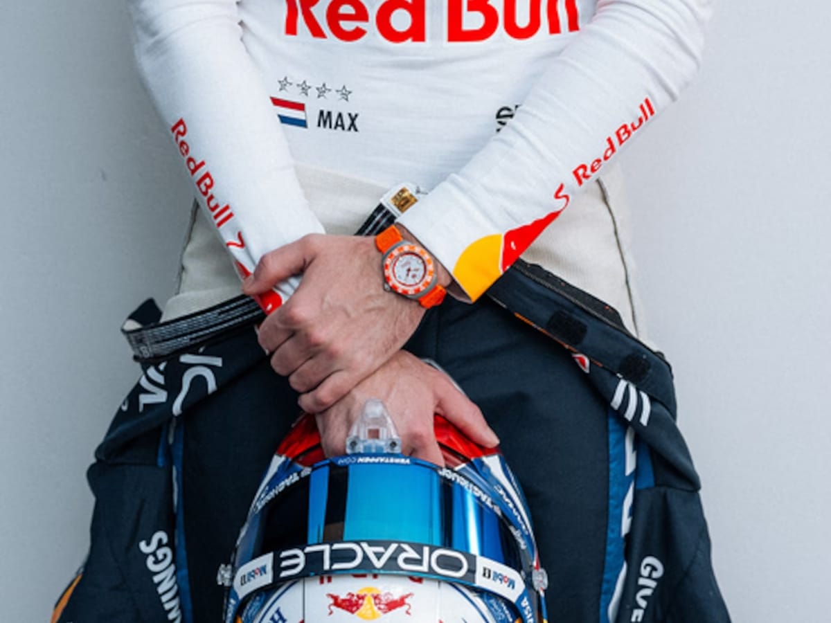 Часы TAG Heuer Drops Bright Orange F1 Solargraph для заключительного этапа Гран-при Нидерландов картинка Часы TAG Heuer Drops Bright Orange F1 Solargraph для заключительного этапа Гран-при Нидерландов