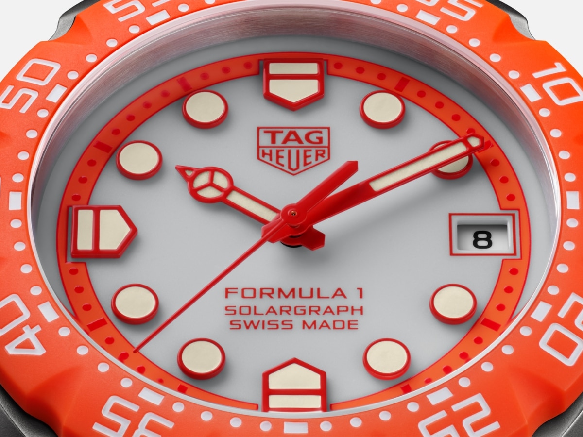 Часы TAG Heuer Drops Bright Orange F1 Solargraph для заключительного этапа Гран-при Нидерландов картинка Часы TAG Heuer Drops Bright Orange F1 Solargraph для заключительного этапа Гран-при Нидерландов