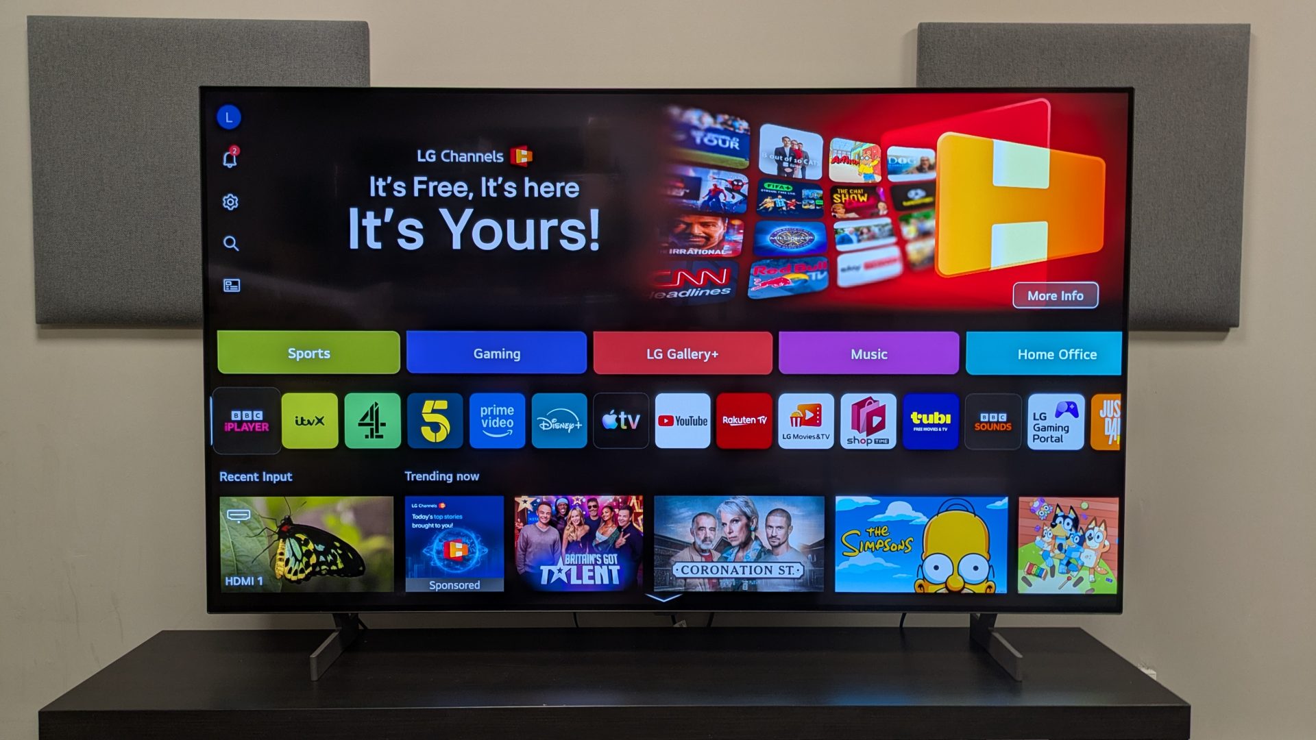 Обзор LG B6 - OLED-телевизор для игр и кино, который бьет рекорды яркости картинка Телевизор LG B6 OLED: обзор и сравнение | DGL.RU
