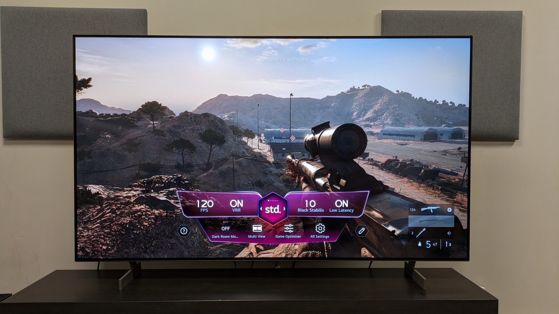 Обзор LG B6 - OLED-телевизор для игр и кино, который бьет рекорды яркости картинка Телевизор LG B6 OLED: обзор и сравнение | DGL.RU