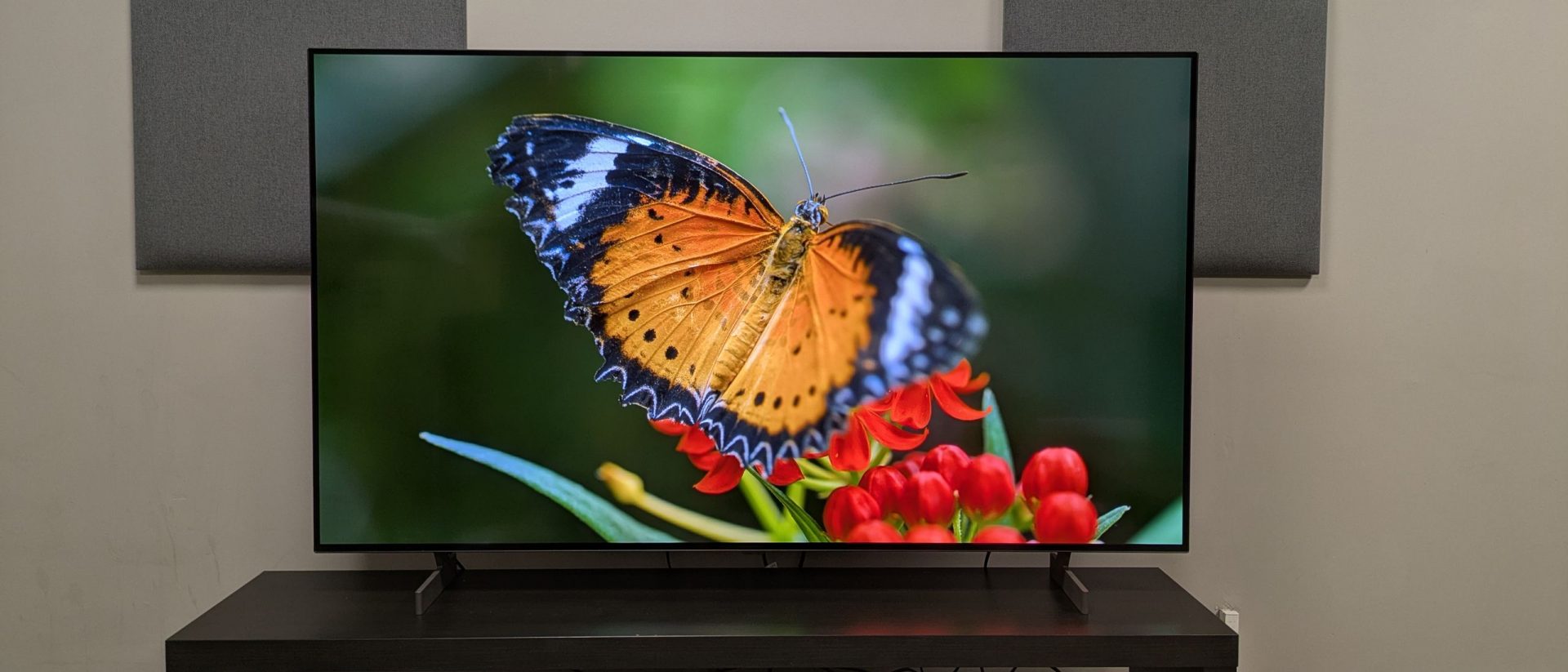 Обзор LG B6 — OLED-телевизор для игр и кино, который бьет рекорды яркости
