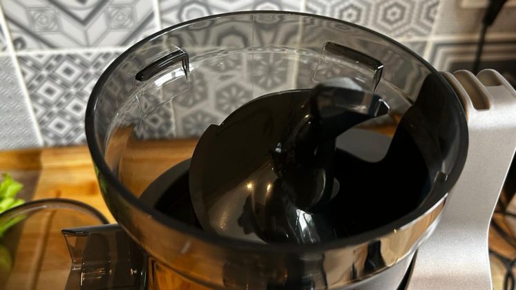 Лучшая соковыжималка