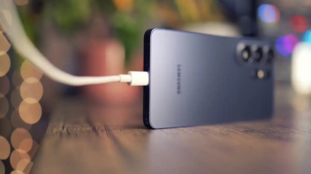 Samsung Galaxy S27: последние новости о флагманах Samsung нового поколения картинка Samsung Galaxy S27: последние новости о флагманах Samsung нового поколения