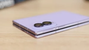 Анонс Apple iPhone Duo привел к росту продаж Samsung Galaxy Z Fold 8